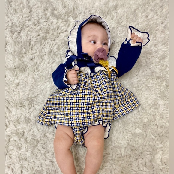 Girls gold and blue outfit - Picture 3 of 3